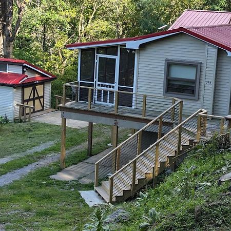 Red Roof Mountain Cabin With Starlink Internet! Stanley 외부 사진
