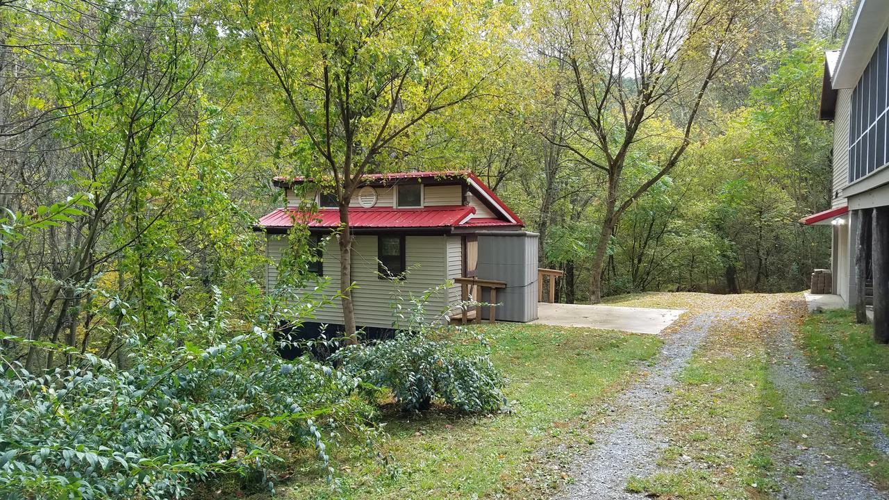 Red Roof Mountain Cabin With Starlink Internet! Stanley 외부 사진